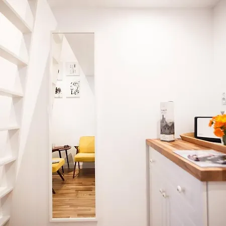 Apartment The Tiny Space 6m2 With Private Bathroom In The Hallway Zoppot